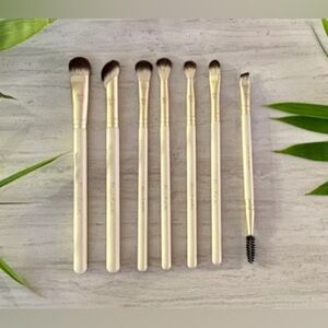 Beau Gachis Paris 7 Piece Makeup Brush Set